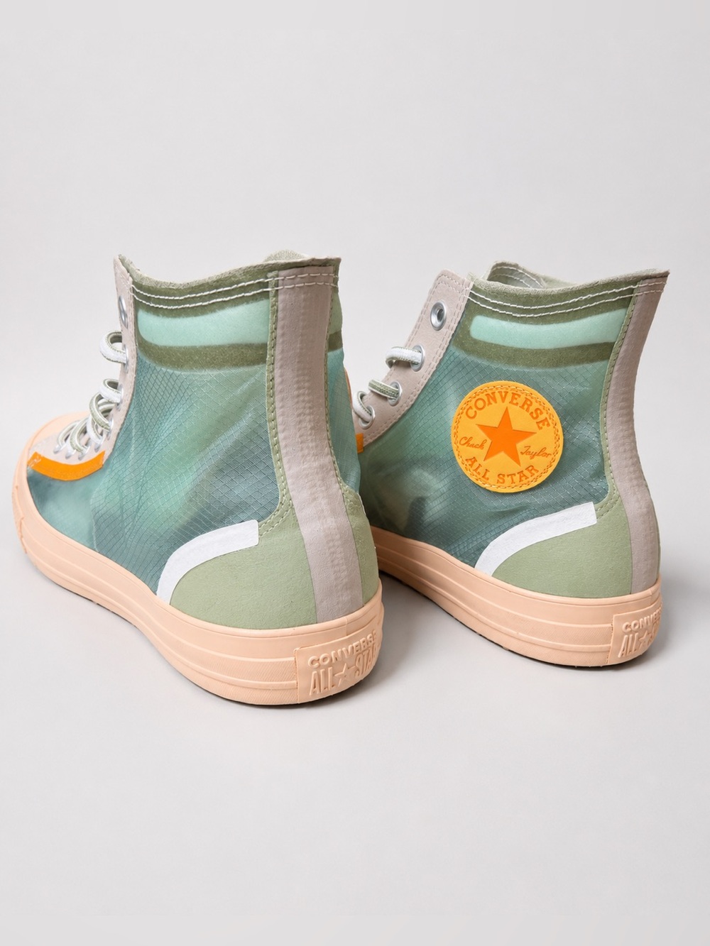 CHUCK TAYLOR ALL STAR HIGH 'TRANSLUCENT DEEP EMERALD'  Sz 11M. OG Box - Converse
